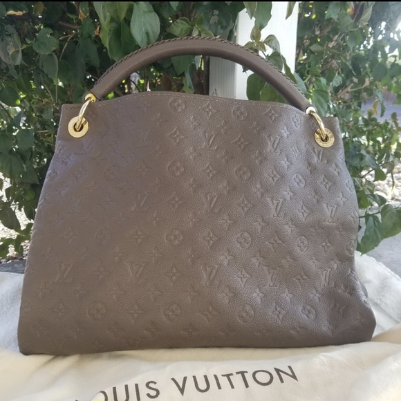 Louis Vuitton large artsy terrain bag - Picture 1 of 16